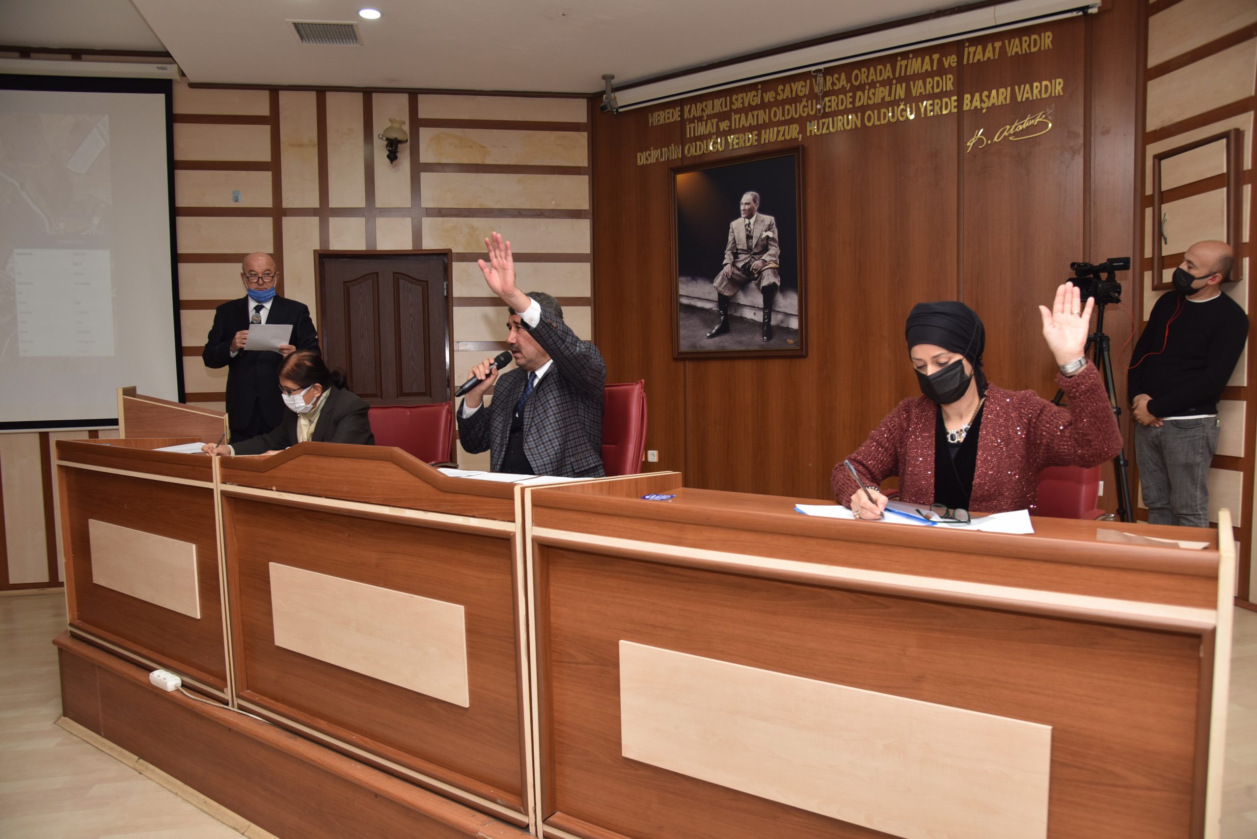 Anamur Belediyesi Aralık Ayı Meclis Toplantısı’nın ilk oturumu gerçekleşti.