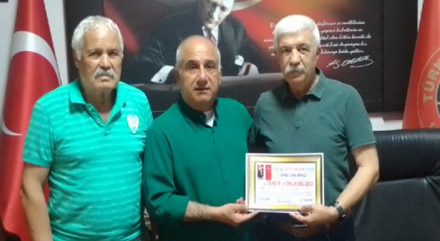 CEMAL AKBUDAK’A TAKDİR VE ONUR BELGESİ