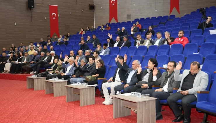 Toroslar Belediyesi’nden İşçilere Maaş Zammı Toroslar Belediye Başkanı Abdurrahman Yıldız, yeni düzenleme ile en düşük işçi maaşının 33 bin TL olduğunu duyurdu.