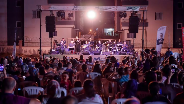 BÜYÜKŞEHİR’DEN TARSUS’TA MUHTEŞEM KONSER