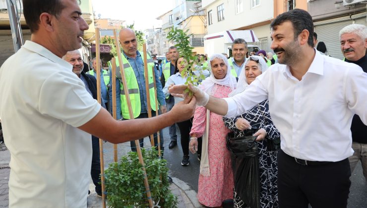              Akdeniz’in mahallelerinde kampanya devam ediyor   “EL ELE MAHALLEMİ TEMİZLİYORUM”