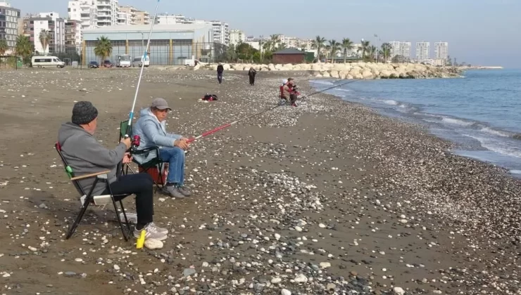 Mersin’de deniz ve kumsal satışa çıkarıldı